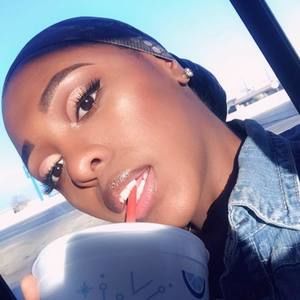 Meet your Posher, Tyra